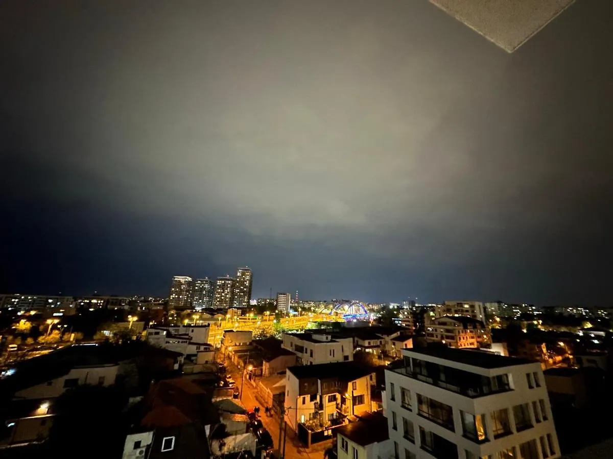 Sunset Apartment - Central Apt With Rooftop Garden Bucharest