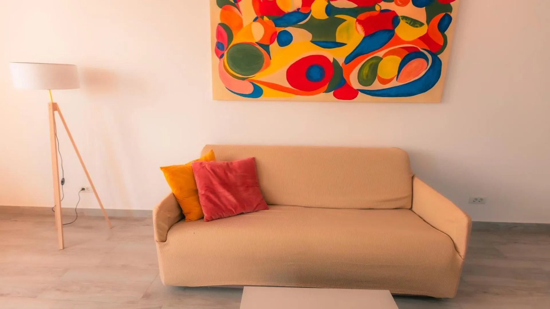 Sunset Apartment - Central Apt With Rooftop Garden Bucharest